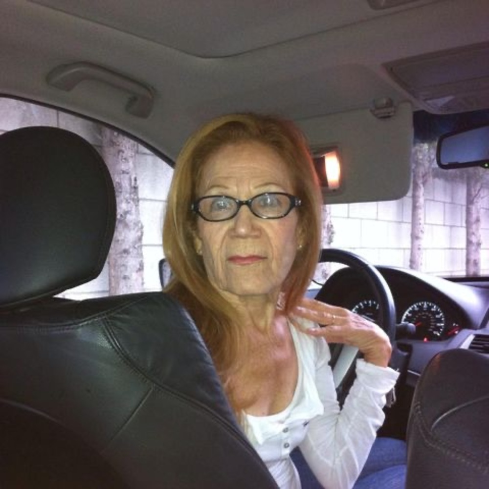 Meet your Posher, Connie
